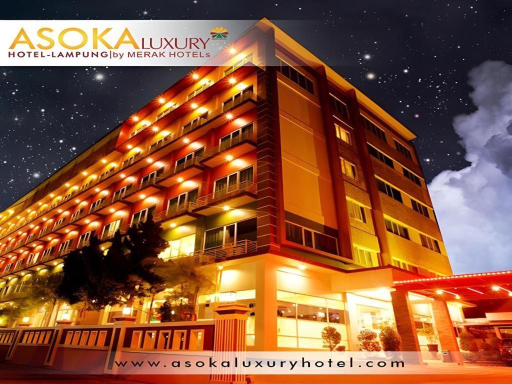 Asoka Luxury Hotel Bandar Lampung Exterior photo
